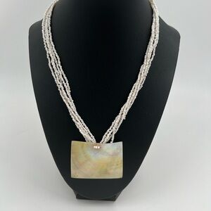Elegant White Beaded Necklace with Mother Of Pearl Square Shell Pendant